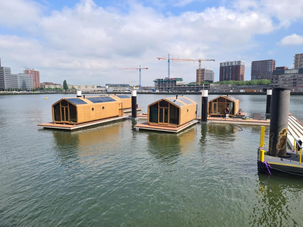 Villa Wikkelboat Nr1 At Floating Rotterdam Rijnhaven Exterior foto